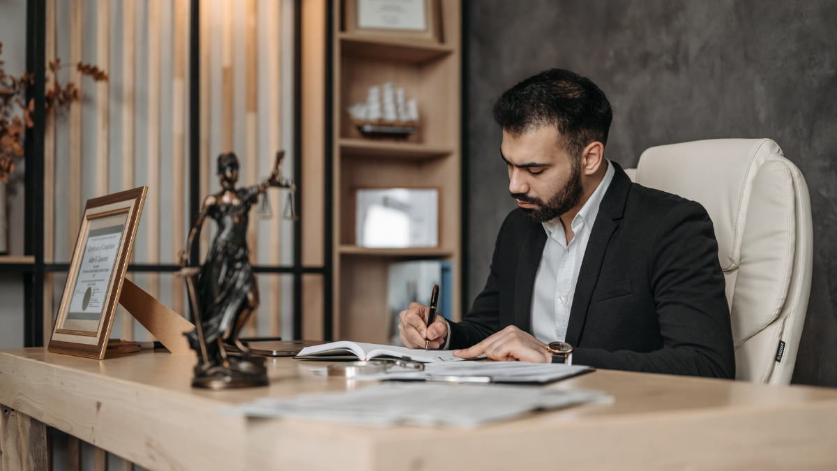 10 Legal Apps Lawyers Swear by for Success | Insiderbits