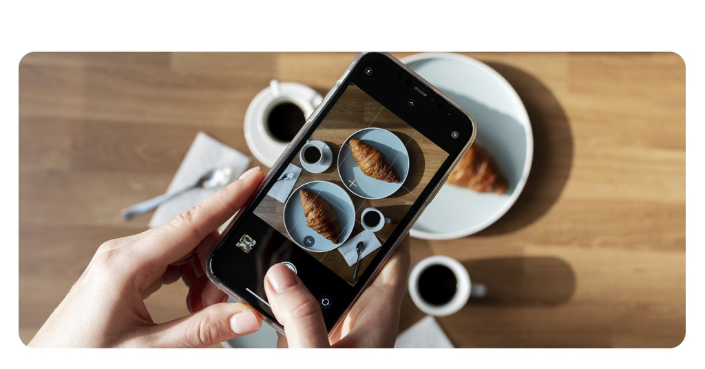 Phone Into a Microscope