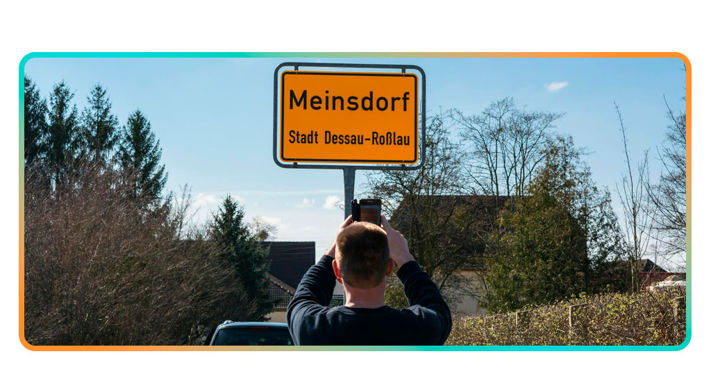 Translate photos instantly and understand anything in the world 2 Translate Photos