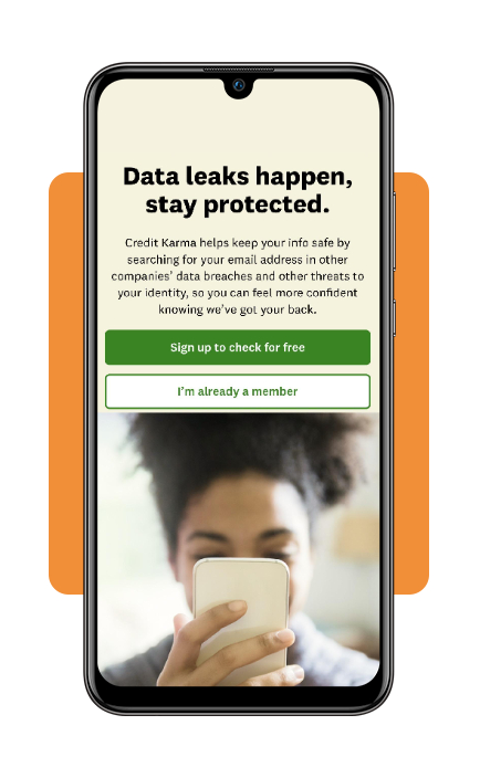 Identity protection app: stay safe from online data leaks 3 Credit Karma identity monitoring section with dark web scan and push notifications enabled